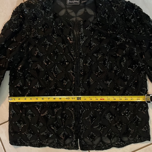 Vintage, sequence jacket, hook and eye closures - Picture 13 of 15